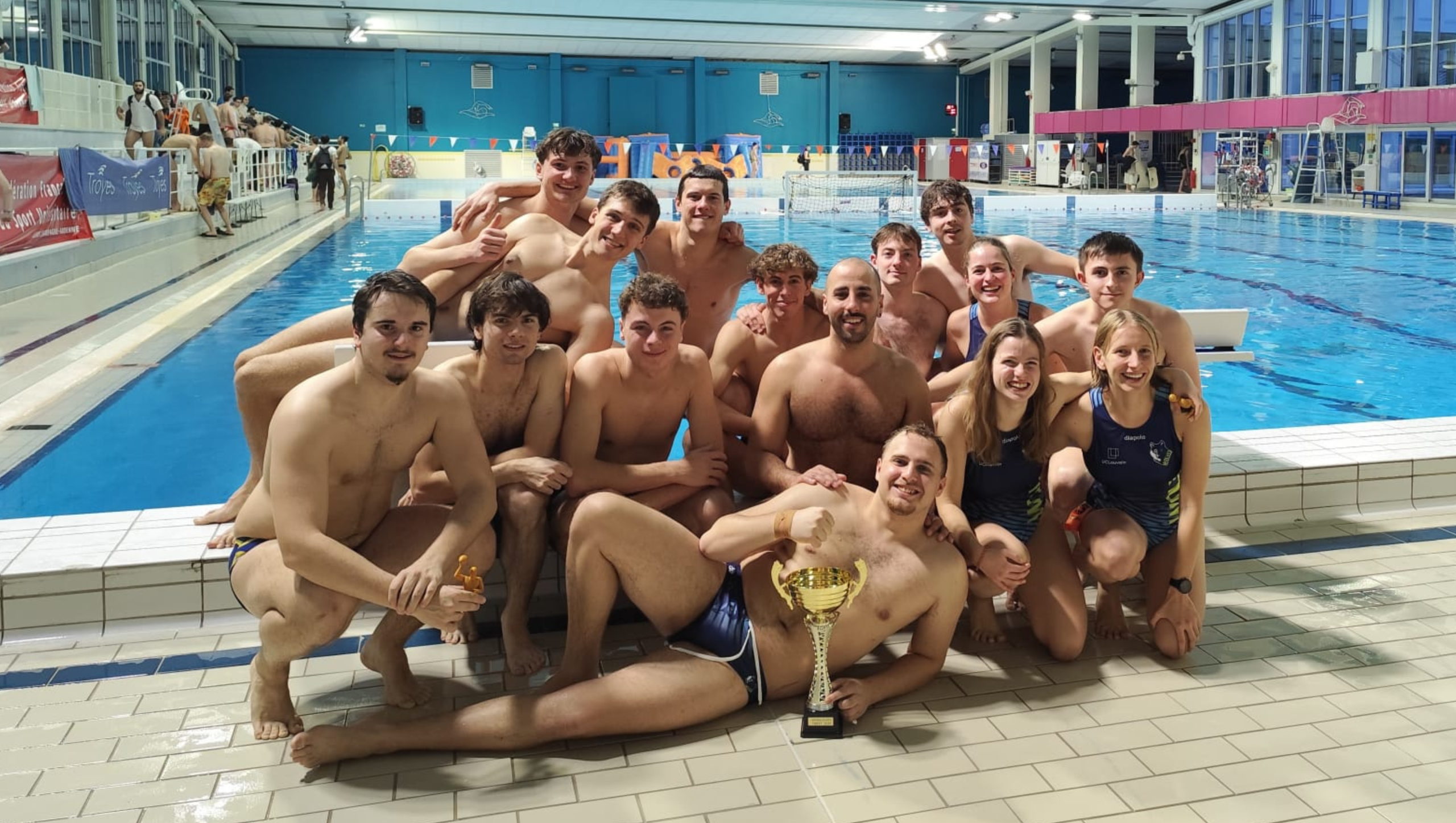 Du parquet au bassin, nos Wolves enchaînent les exploits !